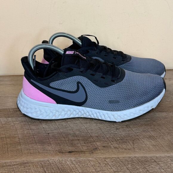 Nike Revolution 5 Gray Black Pink Womens US Size 8 BQ3207-004 Running Shoes - Picture 1 of 7